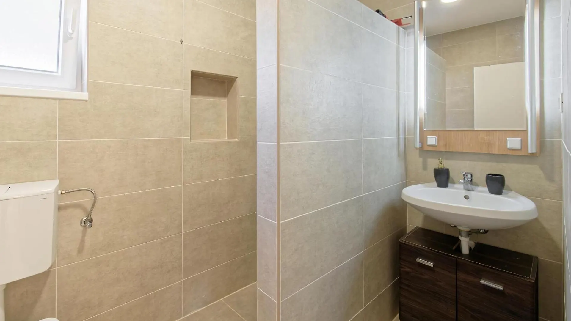 Apartment Sara By Rent Istria Kukci